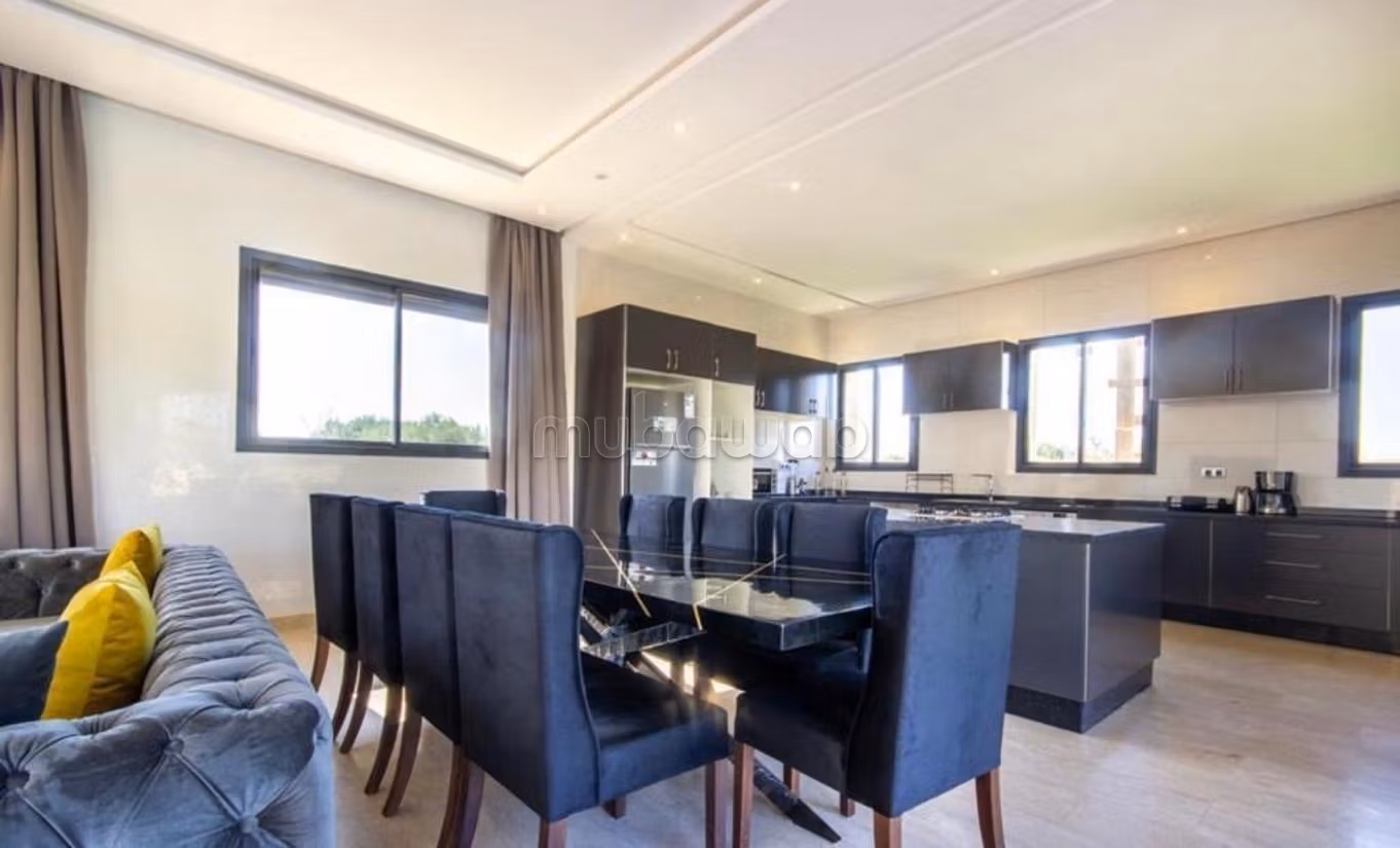 Luxury Villa for sale. Surface area 1500 m². Satellite dish system and Moroccan living room