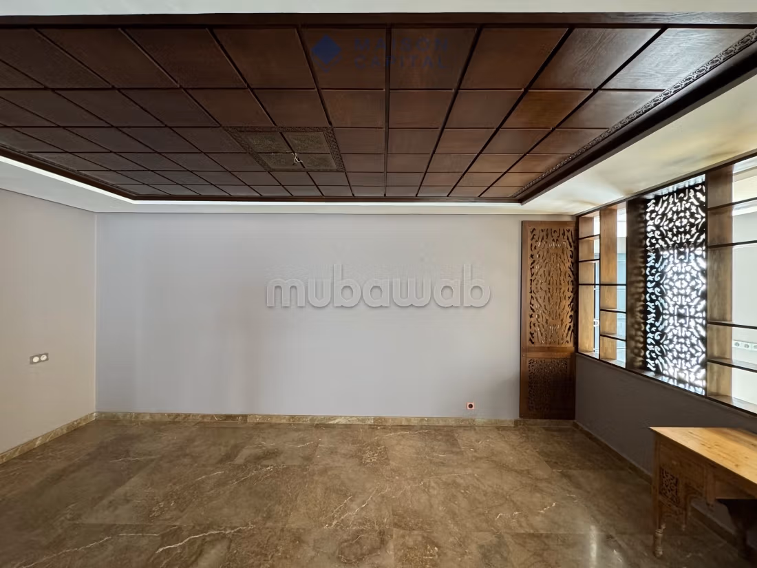 Modern villa with pool FOR RENT: Hay Riad