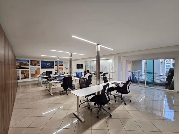 Bureau 146 m2