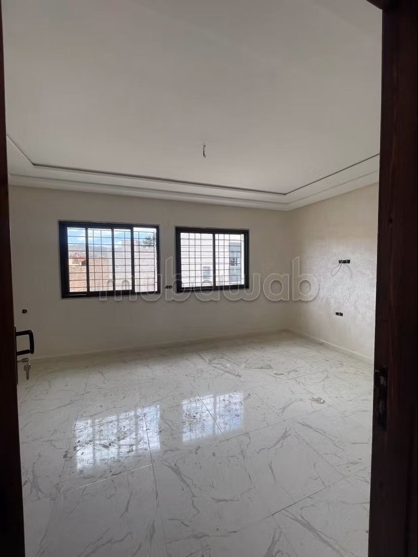 Appartamento nuovo, senza affacci, Grande terrazza, 2 camere