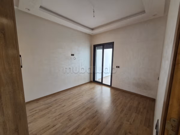 Studio for rent in the Les Hopitaux area