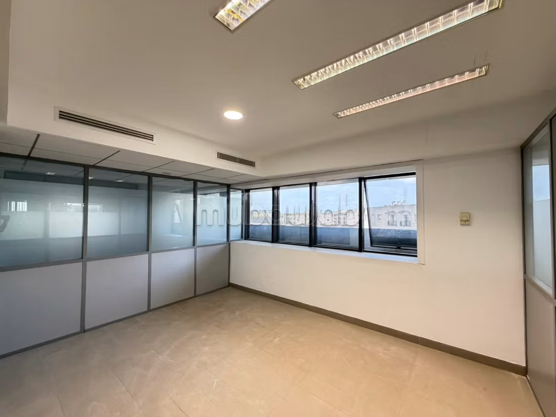 À louer Plateau de bureaux de 550 m² au Lac 2