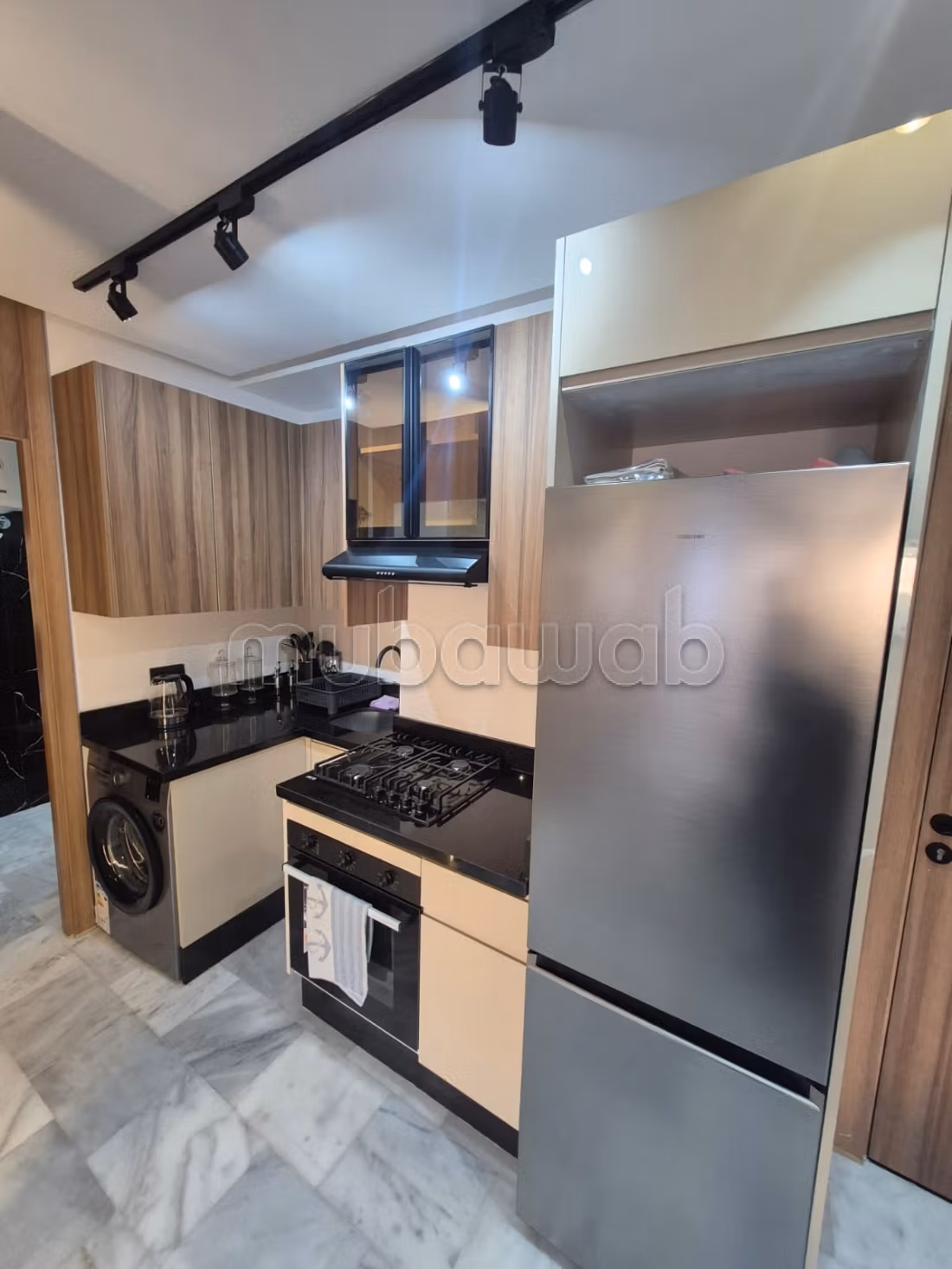 Bel appartement en location à Maârif. 
Surface de 45 m². 
Meublé