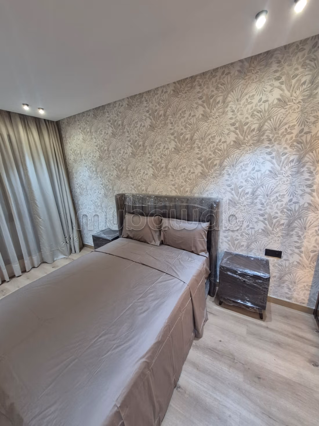 Bel appartement en location à Maârif. 
Surface de 45 m². 
Meublé