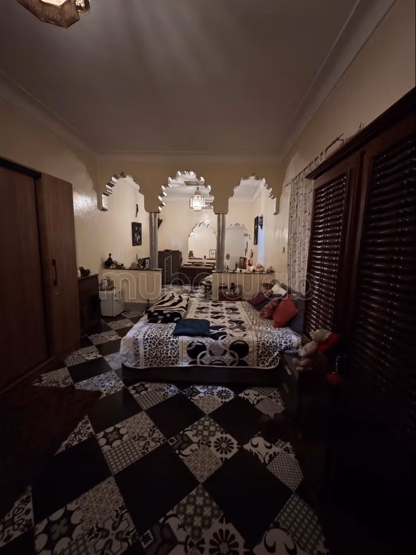 Superb riad for sale in Rmila. 4 rooms. Cellar