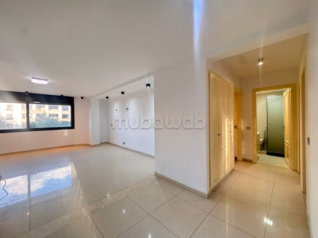 Appart à vendre place des Iris au Triangle d'Or — 2
