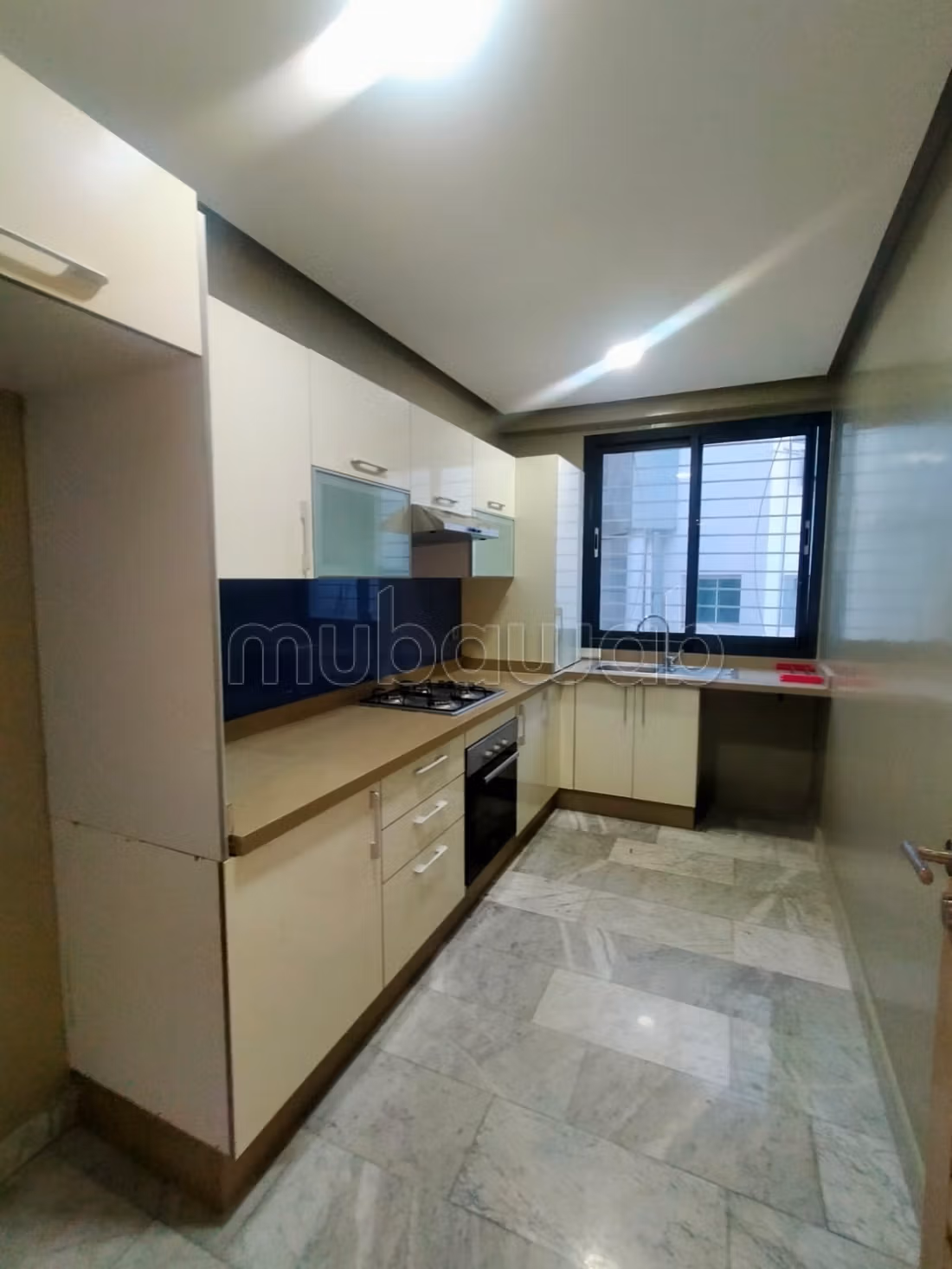 Appartement magnifique à Louer dans un Quartier Sécurisé à louer — 4