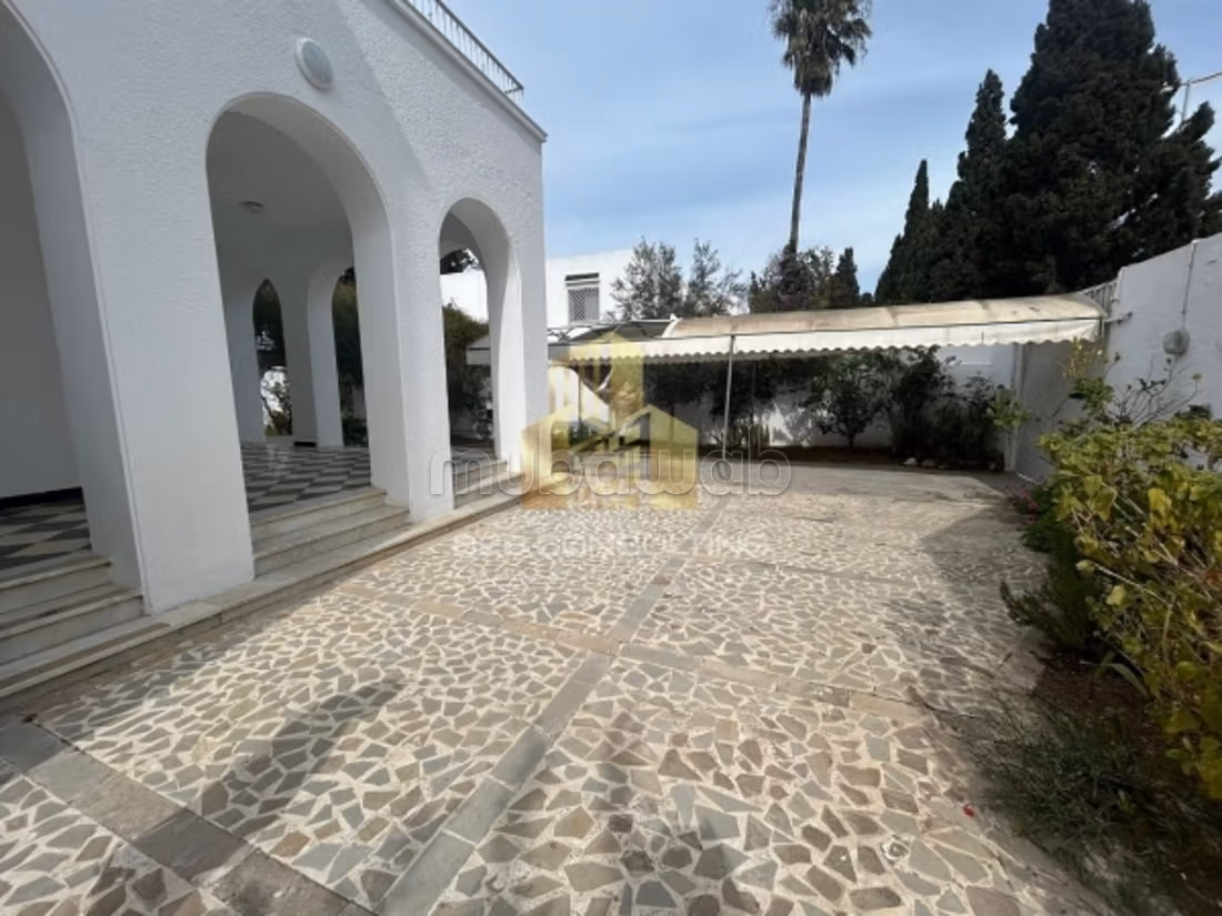 A louer une villa s4 a Carthage