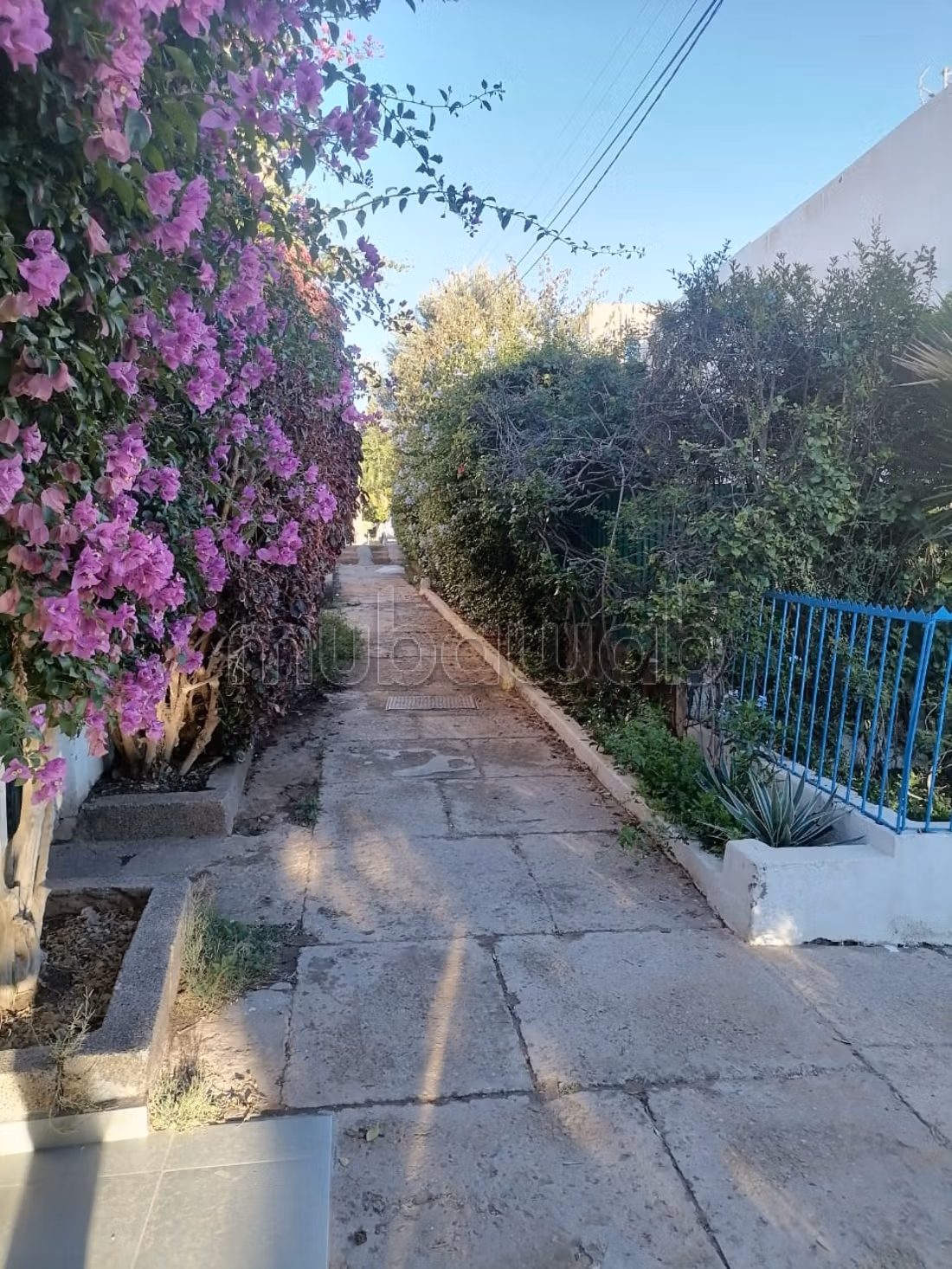 Bella villa moderna ammobiliata a Charaf