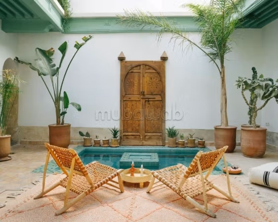 Authentieke riad 3 slaapkamers met badkamer zwembad in een grote lichte binnenplaats