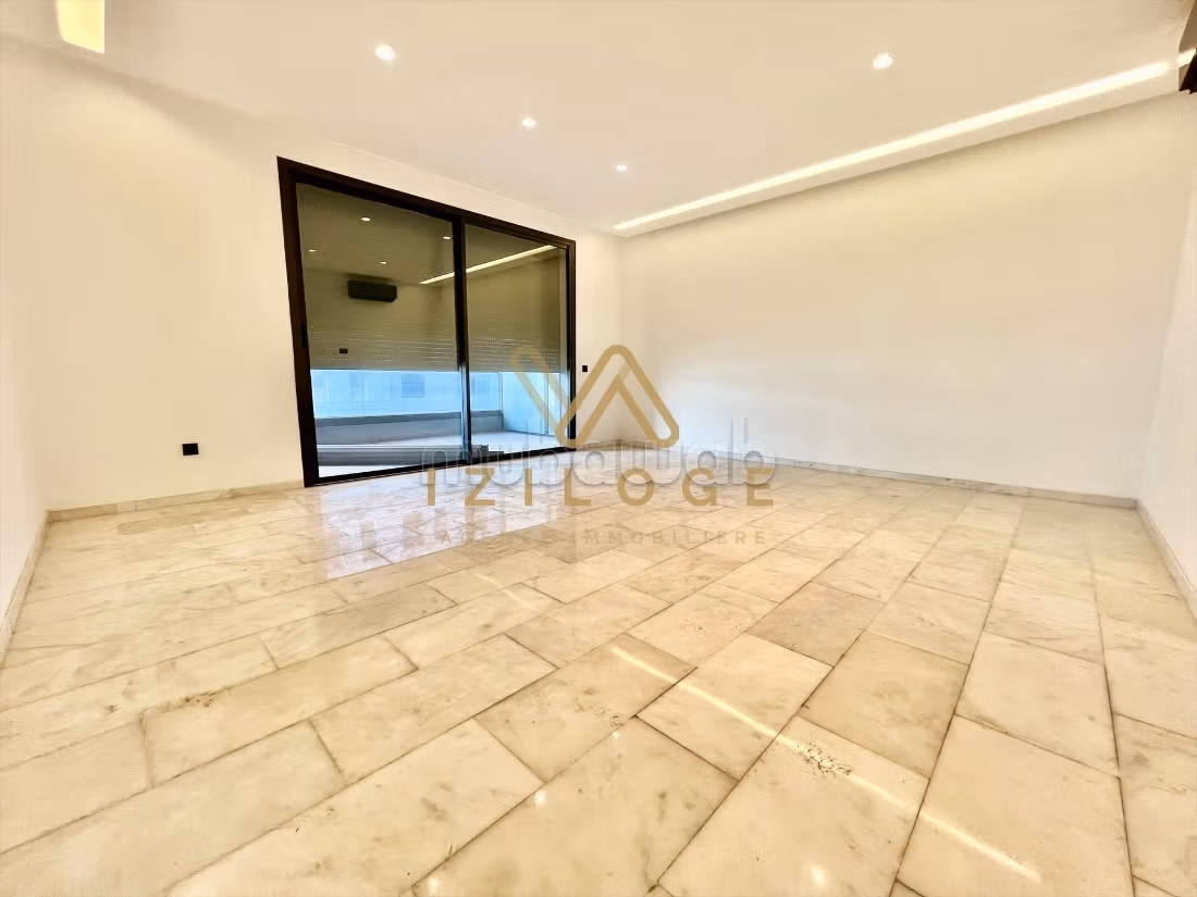 Affitto di un bellissimo appartamento a Casablanca Finance City. 3 locali. Antenna parabolica e sistema di sicurezza