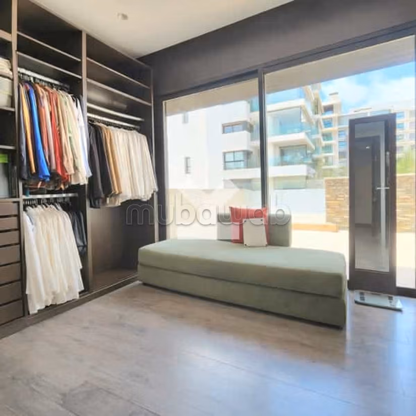 Villa Te Koop van 321.0 m² in Casablanca, Ain Diab