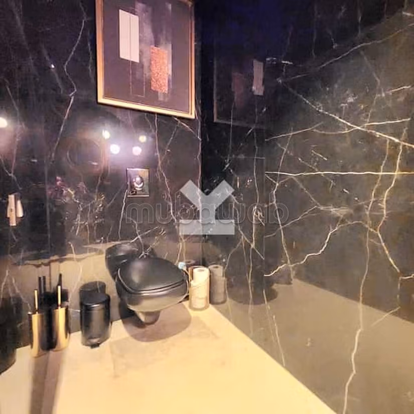 Villa Te Koop van 321.0 m² in Casablanca, Ain Diab
