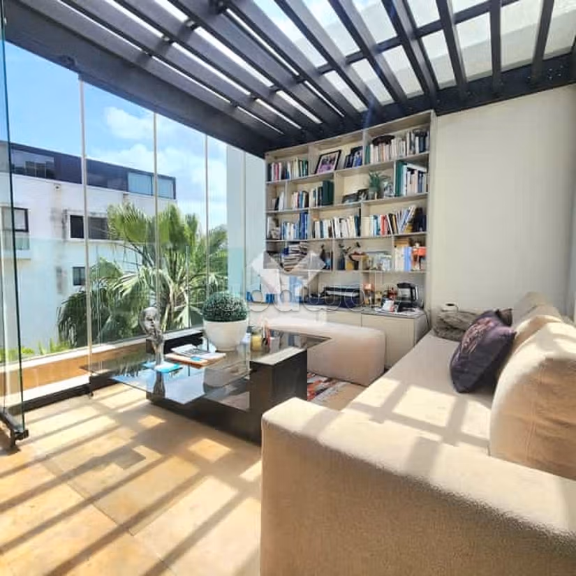 Villa Te Koop van 321.0 m² in Casablanca, Ain Diab