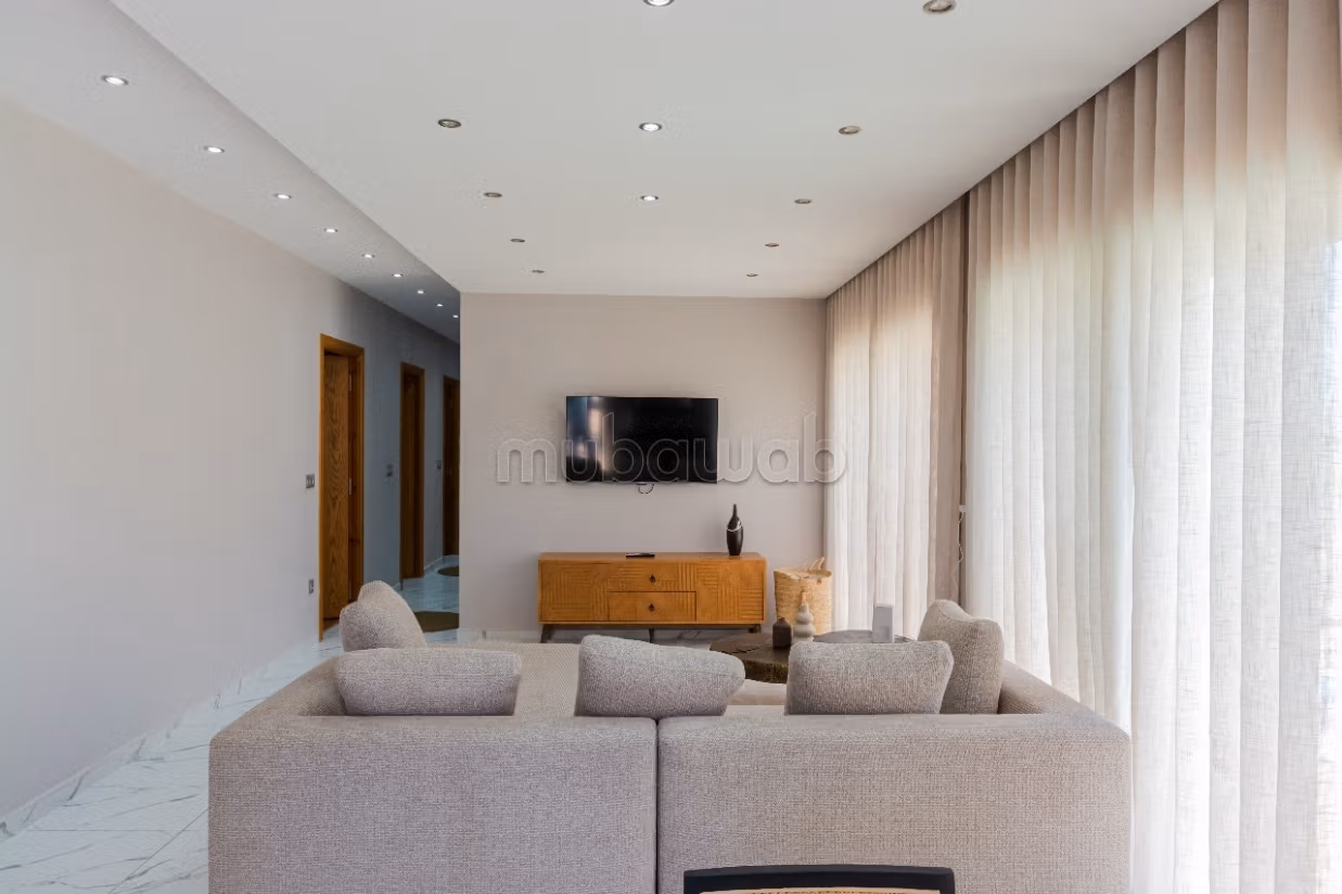 Splendide villa à vendre à Houmt Souk. 
Surface de 720 m²