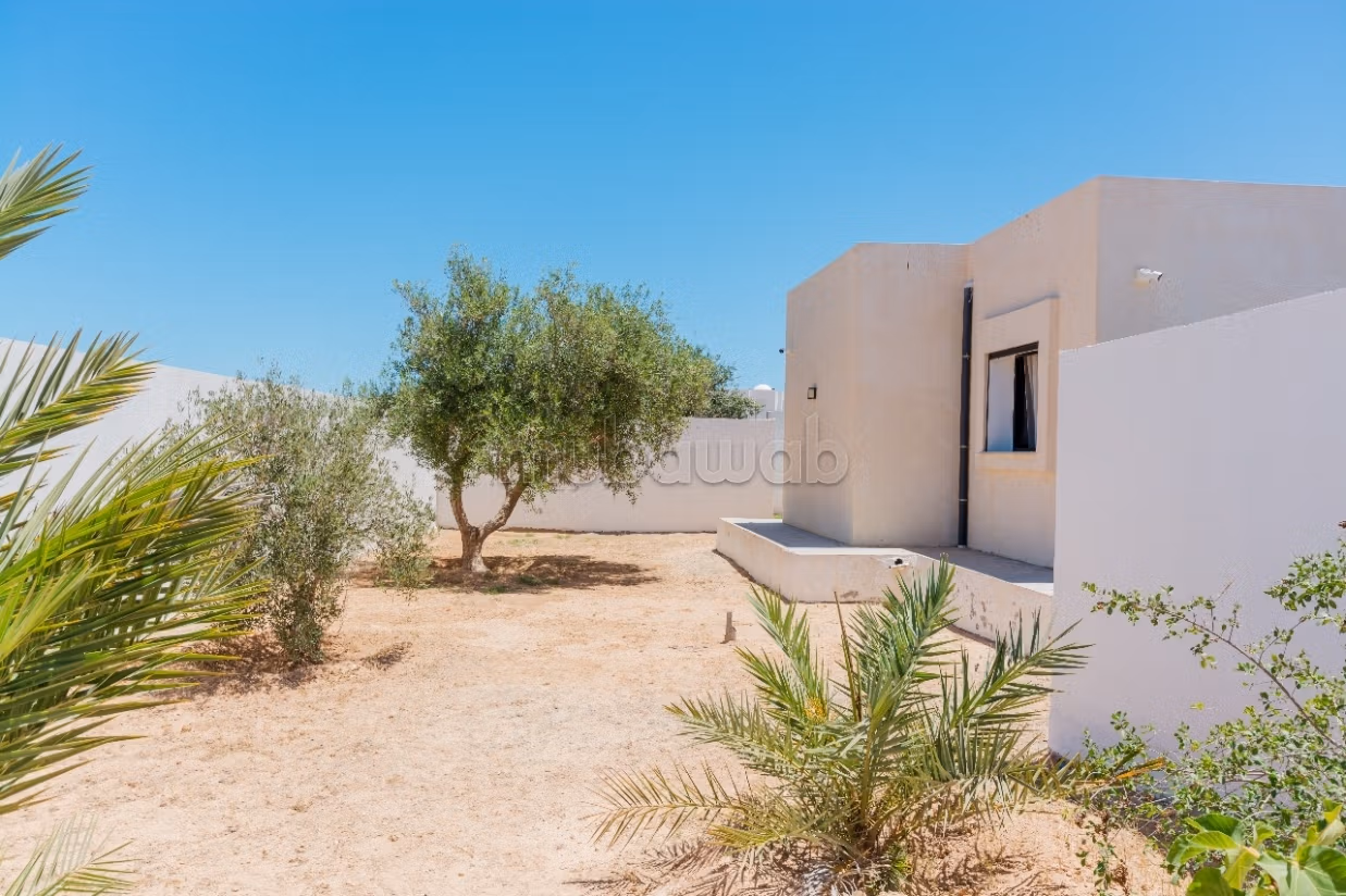 Splendide villa à vendre à Houmt Souk. 
Surface de 720 m²