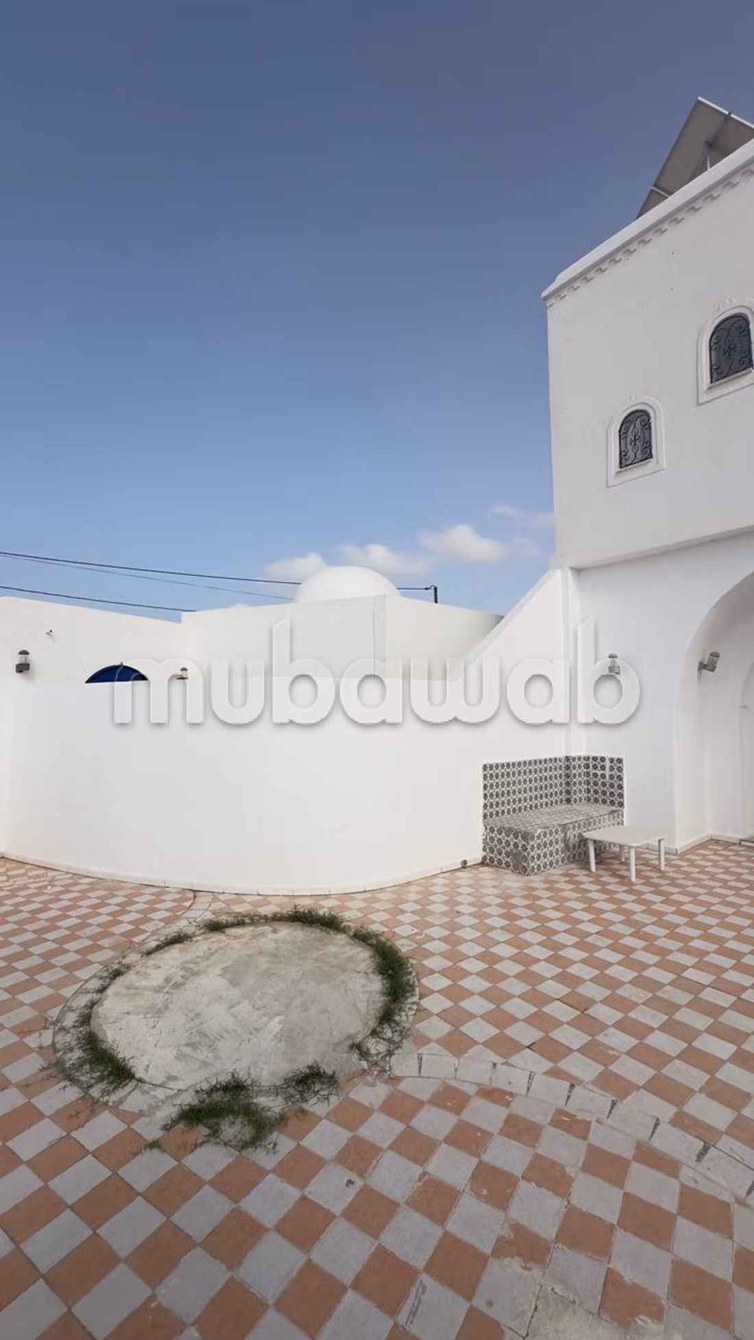 Affitta casa a Houmt Souk. Superficie 260 m². Garage e terrazzo