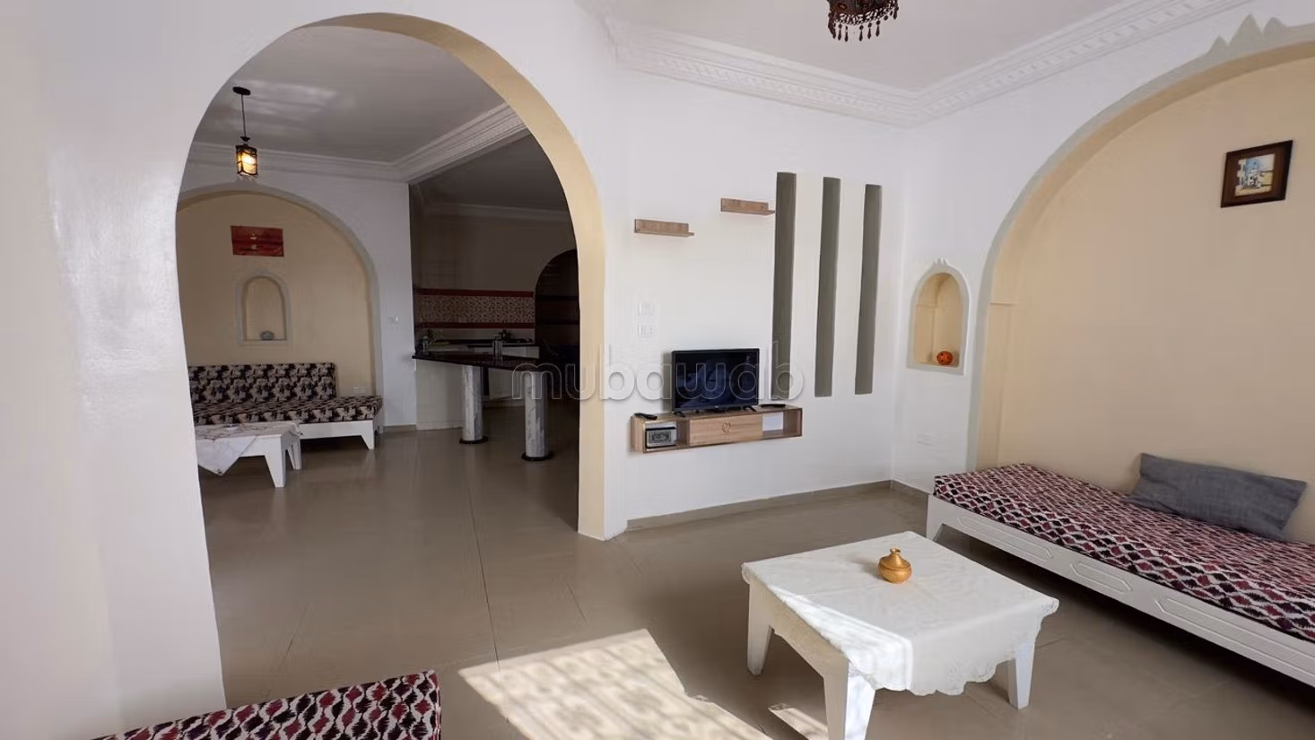 Affitta casa a Houmt Souk. Superficie 260 m². Garage e terrazzo