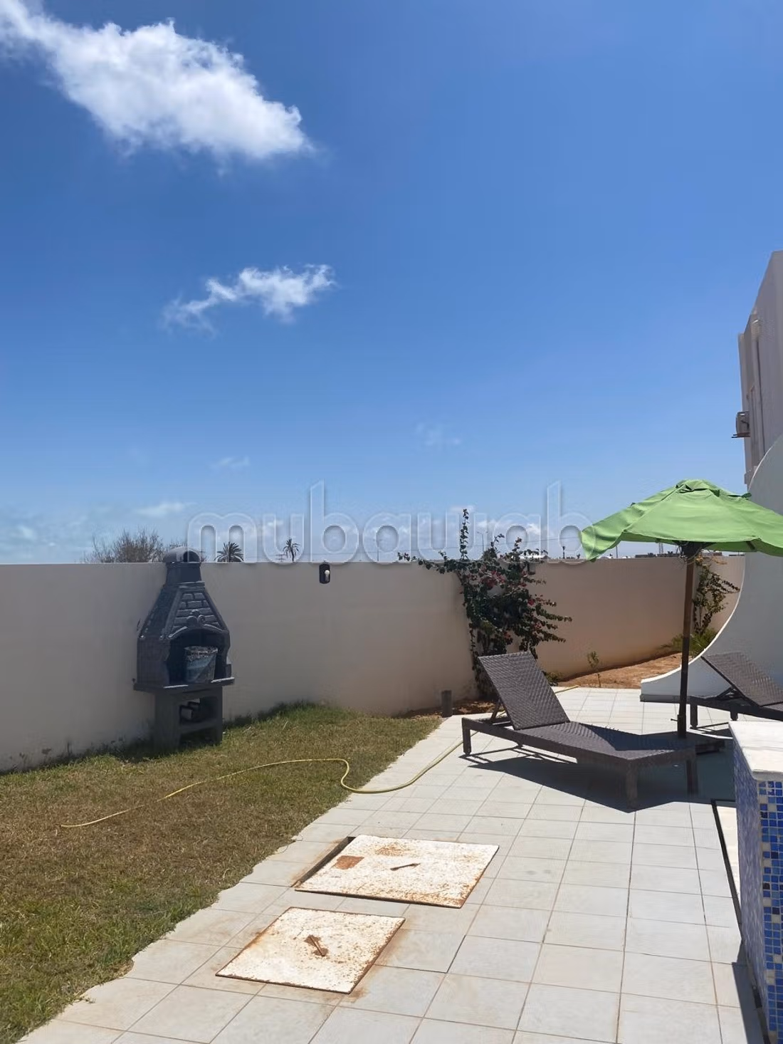 Fabulous villa for rent in Midoune. Total area 540 m². Ample storage space