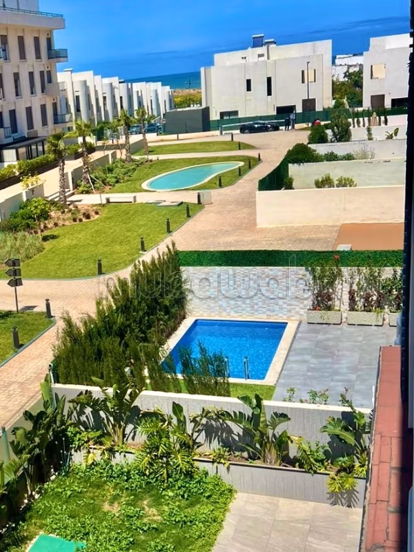 Superbe Appartement 3 chambres 
Ain Diab Extension