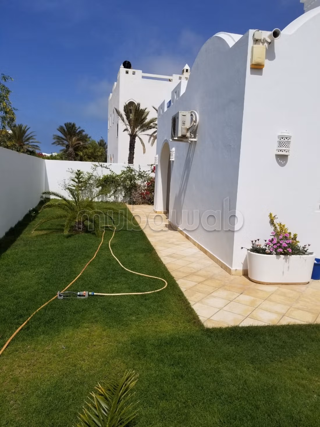 High quality villa rental. Large area 500 m². Furnished