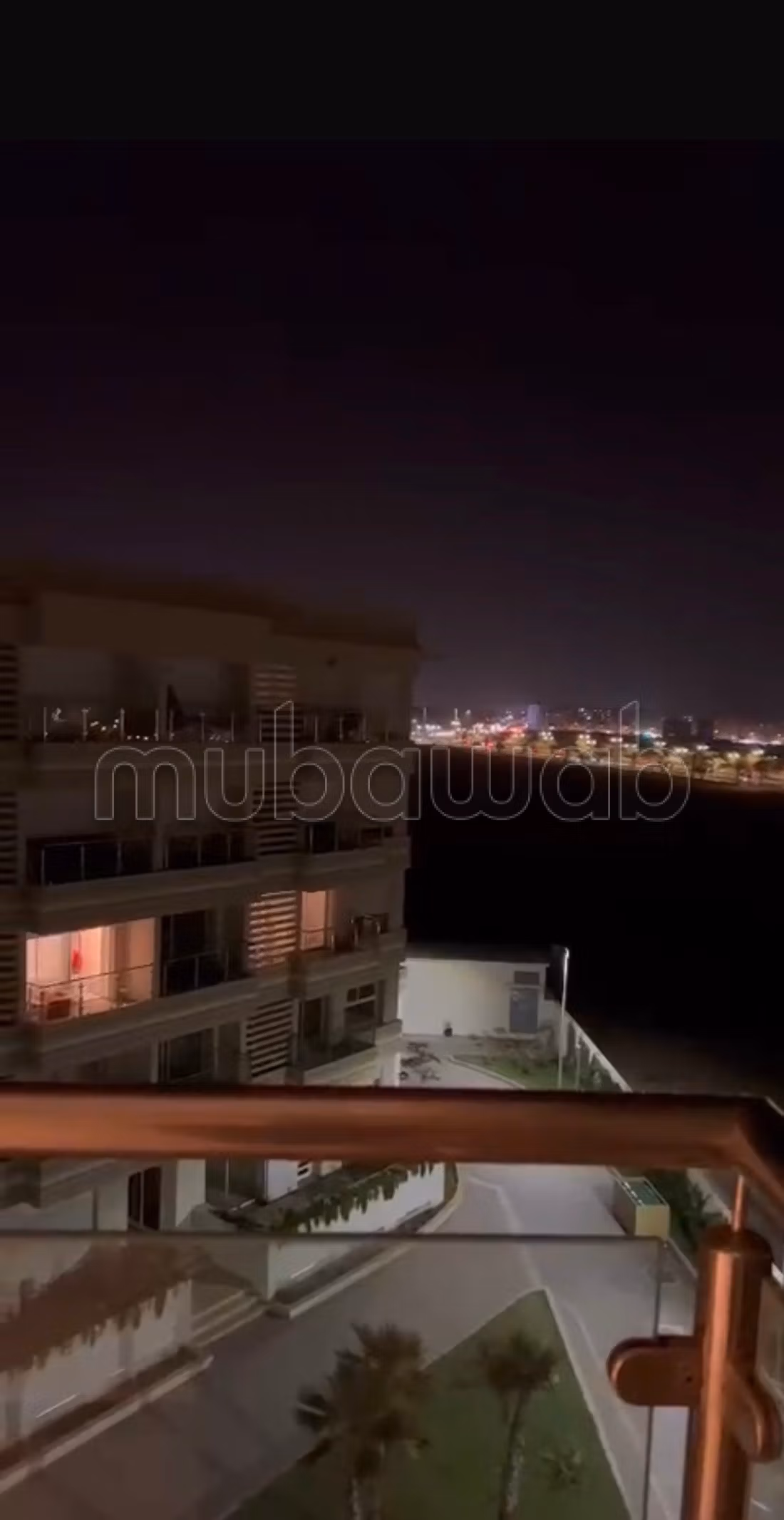 Beautiful apartment for rent in Al Massira. 
3 spacious rooms. 
Elevator and garage available
