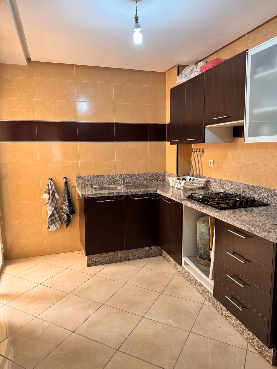 Appartement entièrement meublé, prêt à emménager Branes