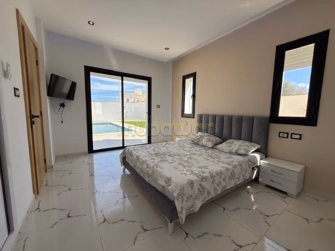 Coquette villa avec piscine ptoche de plage djerba