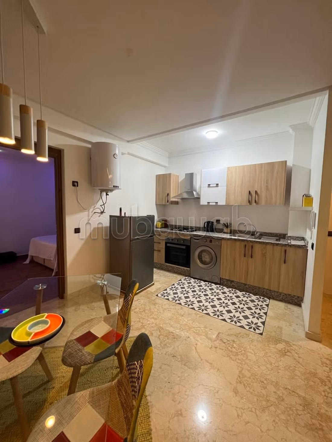 Location d'un appartement à Hivernage.
1 Pièce.
Meublé — 6