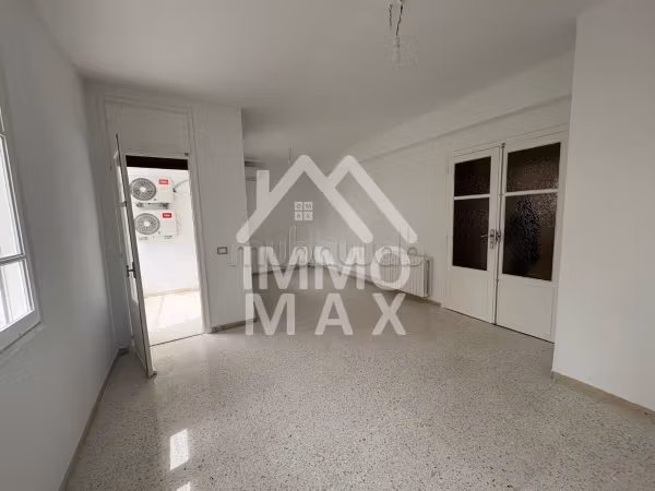 À VENDRE – Appartement S3 à El Manar 2