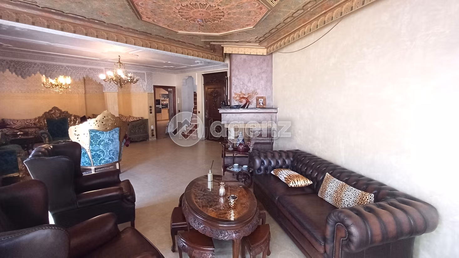 Duplex à vendre 261 m², 3 chambres Les hôpitaux Casablanca