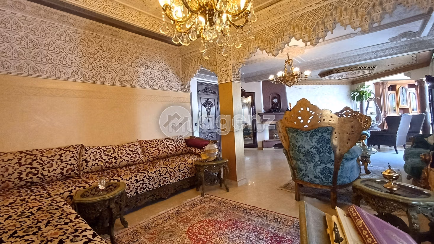 Duplex à vendre 261 m², 3 chambres Les hôpitaux Casablanca