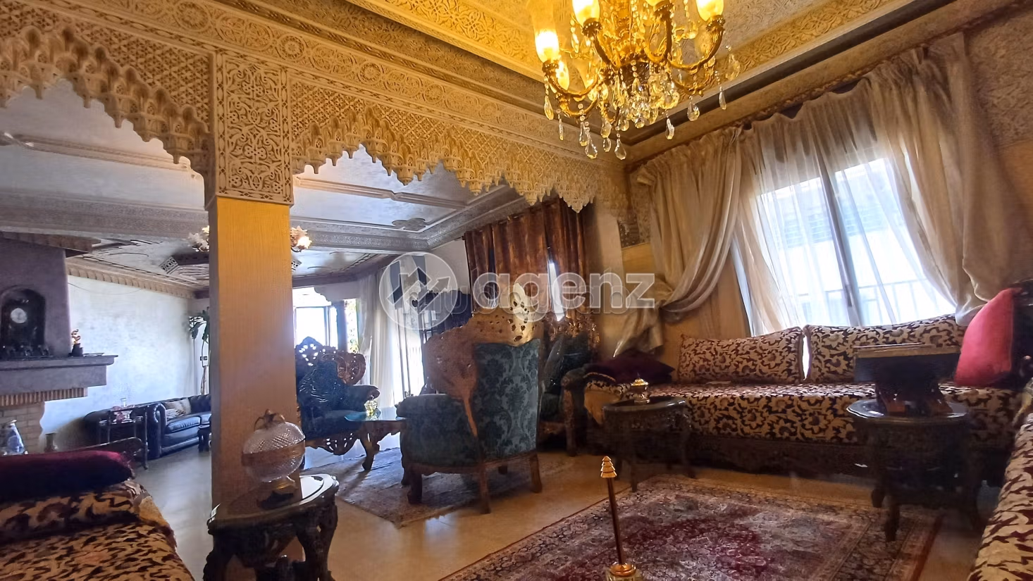 Duplex à vendre 261 m², 3 chambres Les hôpitaux Casablanca
