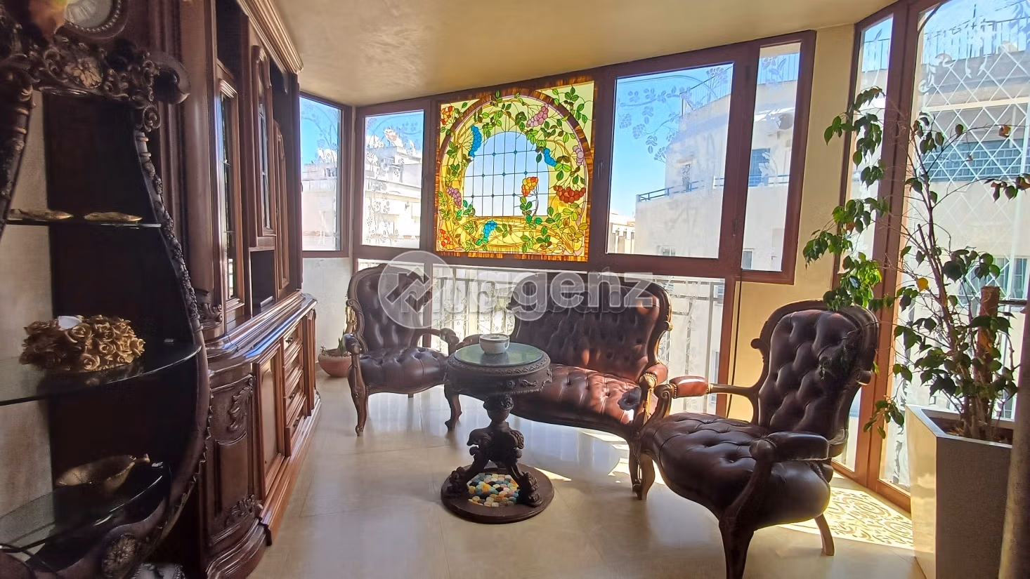Duplex à vendre 261 m², 3 chambres Les hôpitaux Casablanca