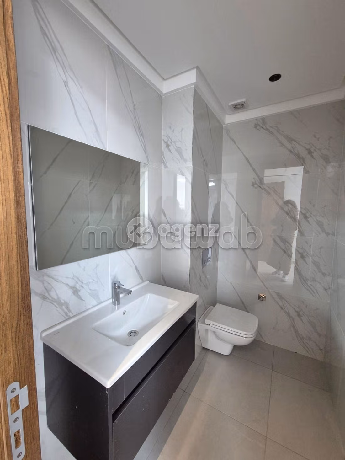 Office for rent 58 m² The hospitals Casablanca