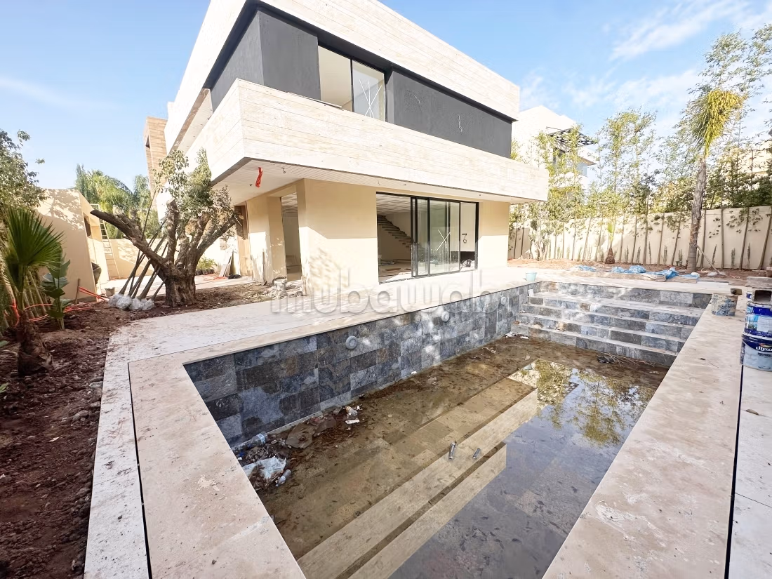 Exceptional New Villa - Golf Residence