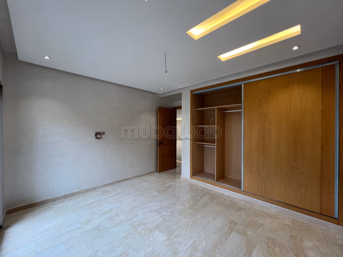 Louez cet appartement à Californie. 
3 chambres
