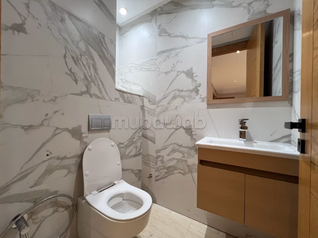 Louez cet appartement à Californie. 
3 chambres