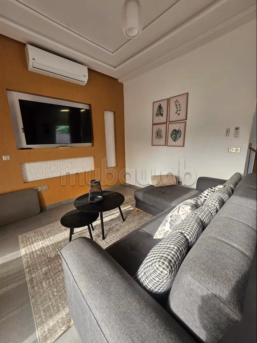 Villa met zwembad te koop aan het begin van de Ourikaweg
