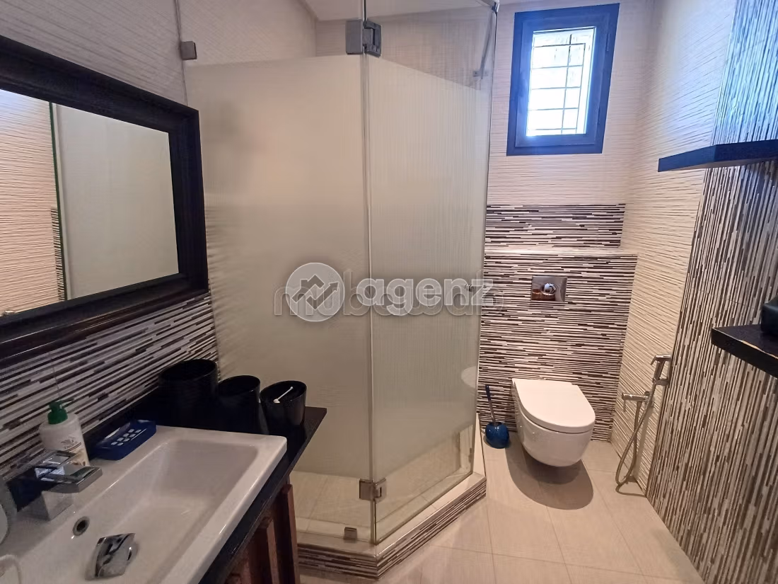 Villa en venta 600 m², 4 habitaciones Dar Bouazza Dar Bouazza