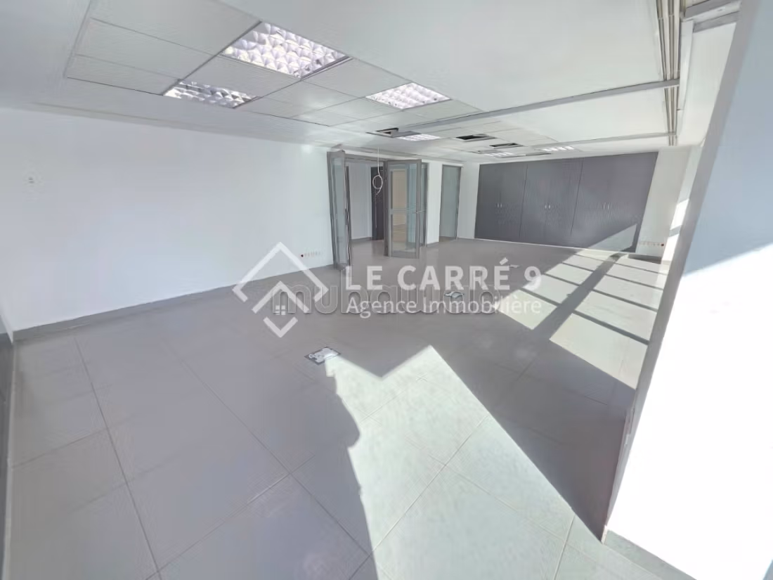 Un plateau in affitto al Mezzanine nel Lago 2