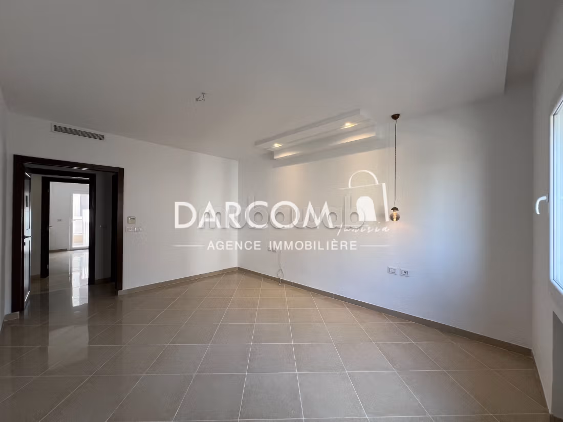 S3 de 185 m² petite résidence aux J. De Carthage
