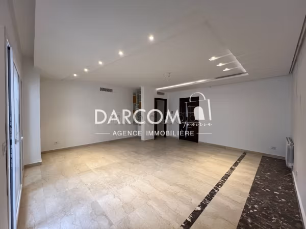 S3 de 185 m² petite résidence aux J. De Carthage