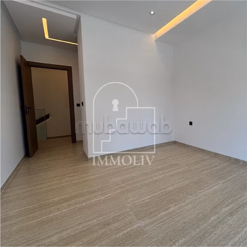 A vendre un duplex S3 neuf à la Soukra park