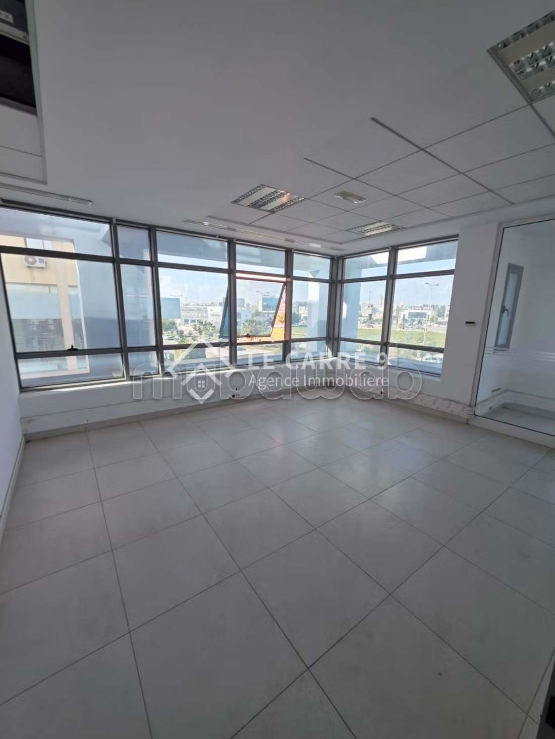 An open space for rent at Lake 2