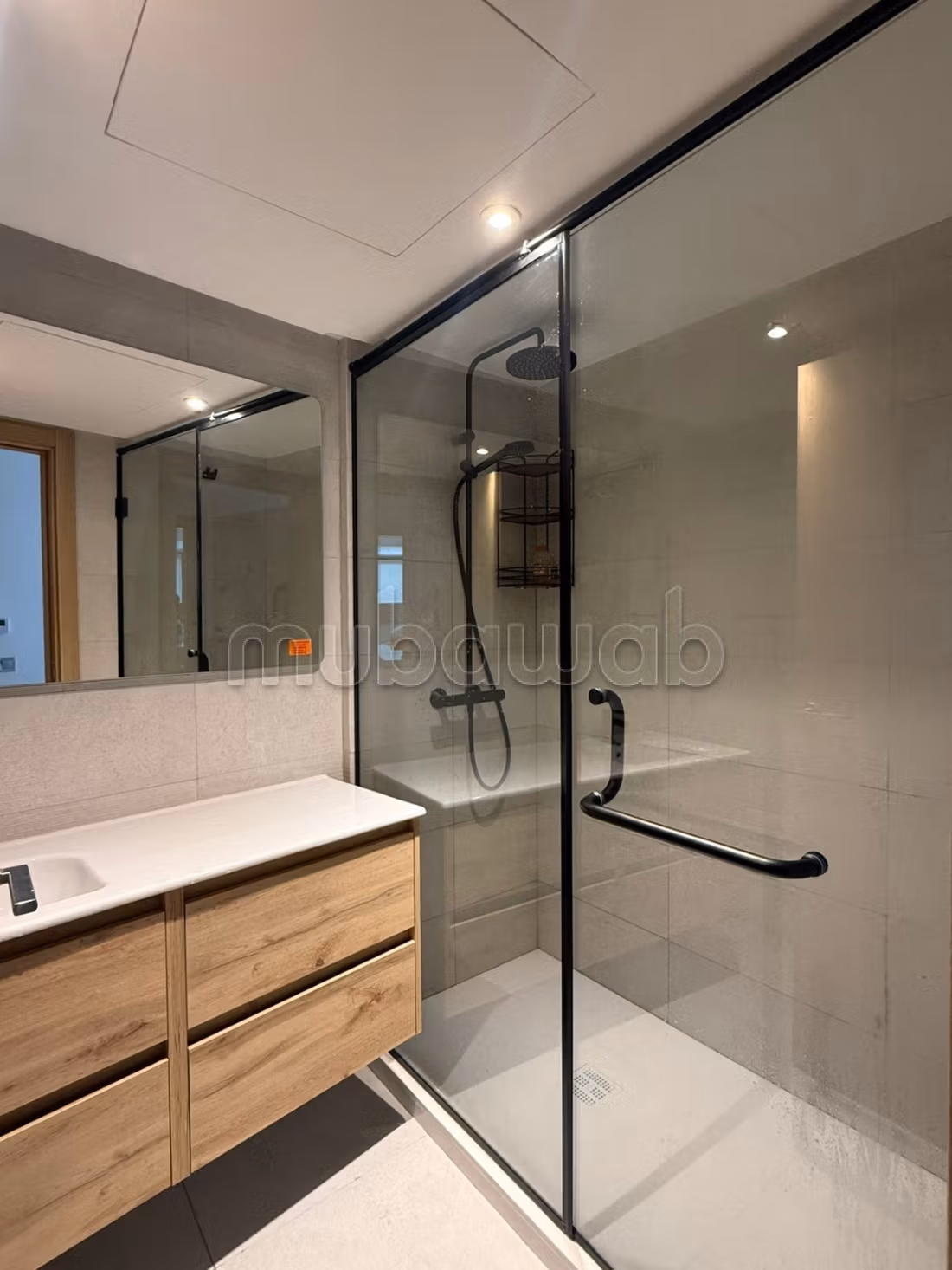 Bel appartement disponible à la location à court terme