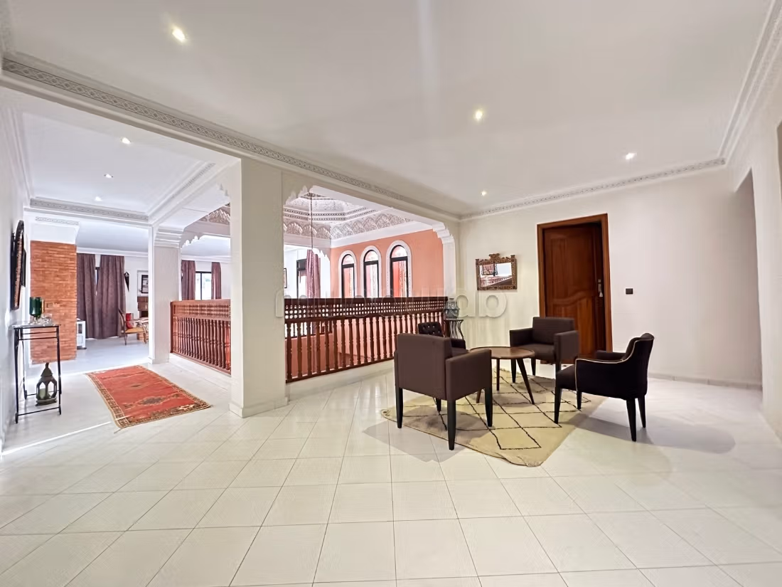 Luxury villa with garden, pool