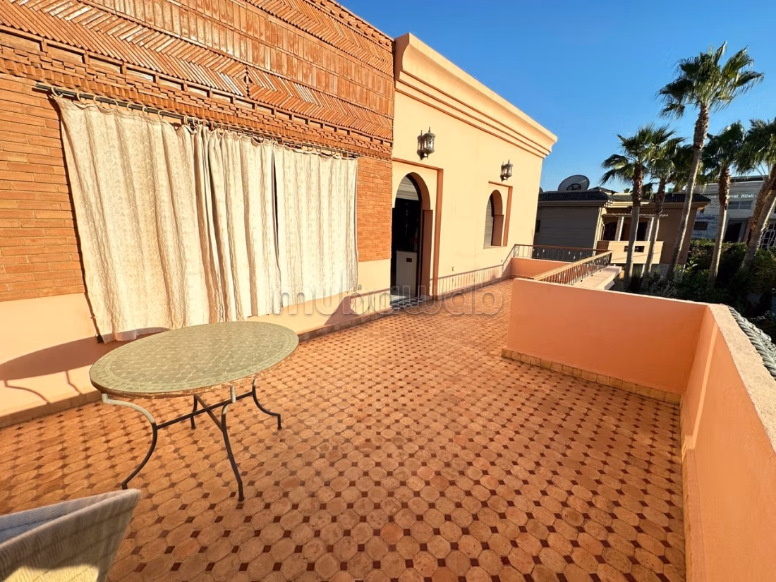 Luxury villa with garden, pool