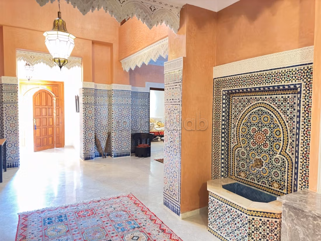 Luxury villa with garden, pool