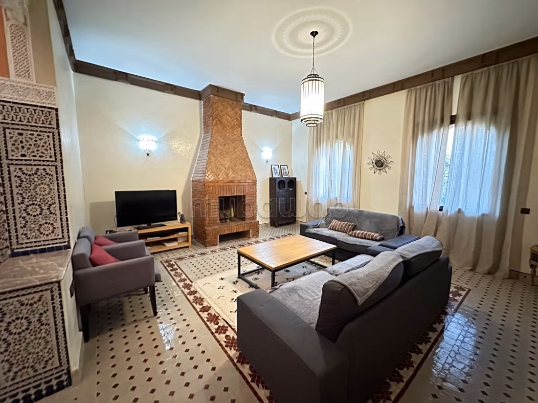 Luxury villa with garden, pool